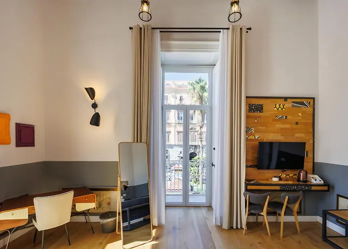 The Dante House By House In Naples